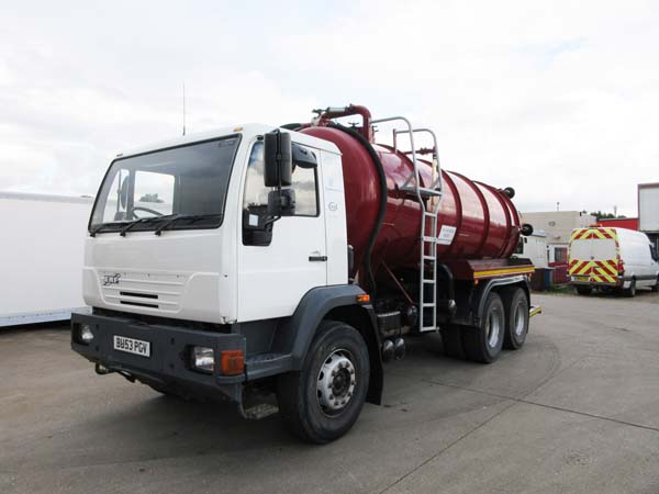 REF 59 - 2003 ERF 3000 gallon Vacuum tanker for sale